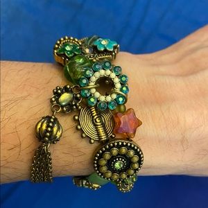 Bohemian boho bracelet green pearl gold tone new